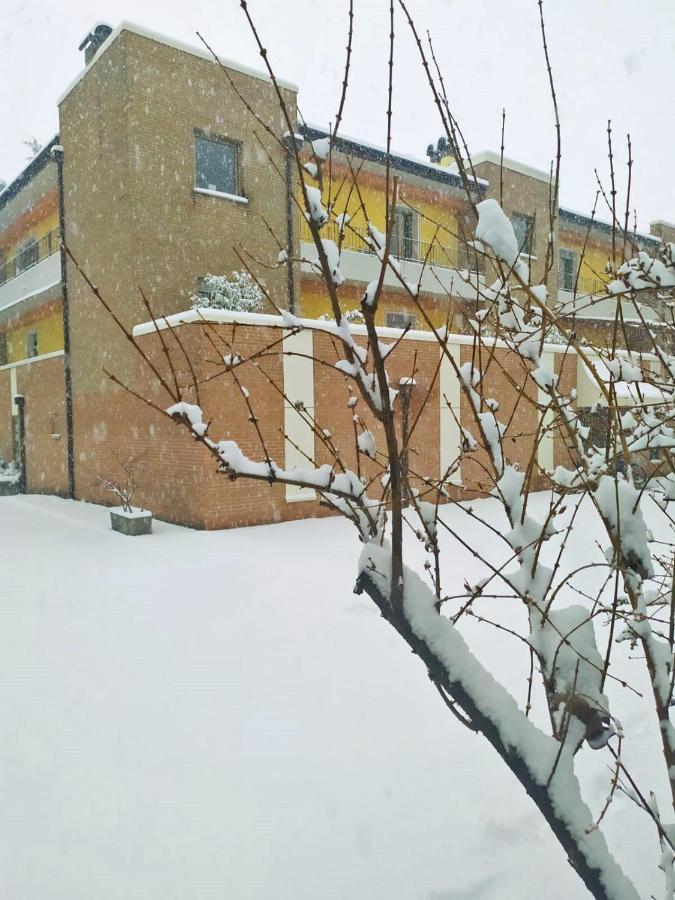 Appartamenti Alle 5 Torri เมซโซลอมบาร์โด ภายนอก รูปภาพ